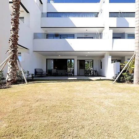 Ground Floor, 2 Bedroom @ Hills Apartamento Estepona