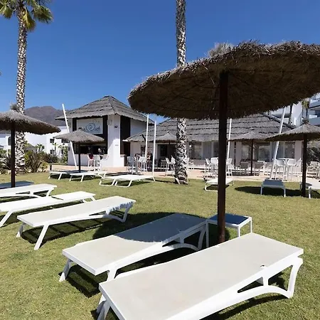 Ground Floor, 2 Bedroom @ Hills Appartamento