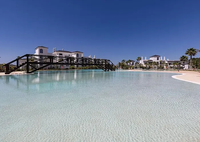 Ground Floor, 2 Bedroom @ Hills Apartment *