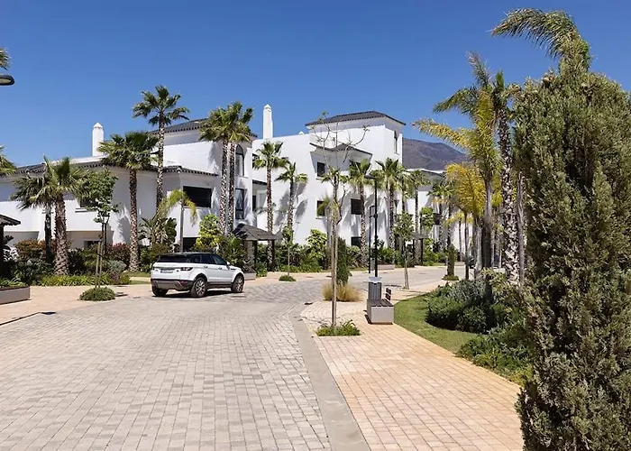 Ground Floor, 2 Bedroom @ Hills Appartamento