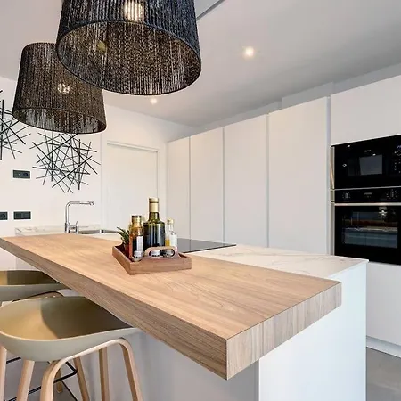 Ground Floor, 2 Bedroom @ Hills