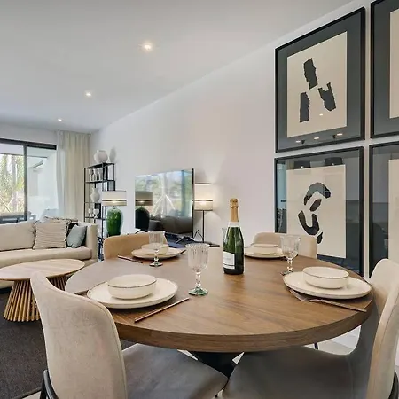 Ground Floor, 2 Bedroom @ Hills * Estepona