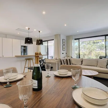 Ground Floor, 2 Bedroom @ Hills *