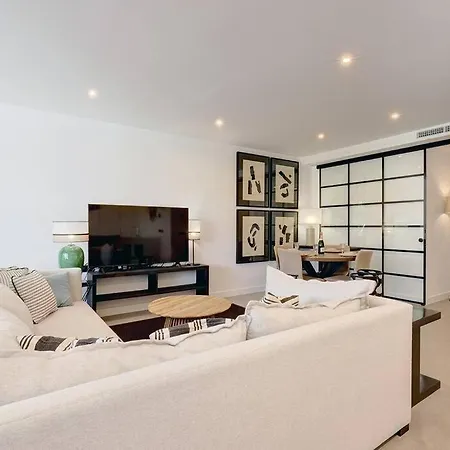 Apartmán Ground Floor, 2 Bedroom @ Hills