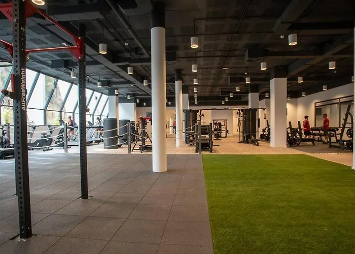 Ground Floor, 2 Bedroom @ Hills Апартаменты *