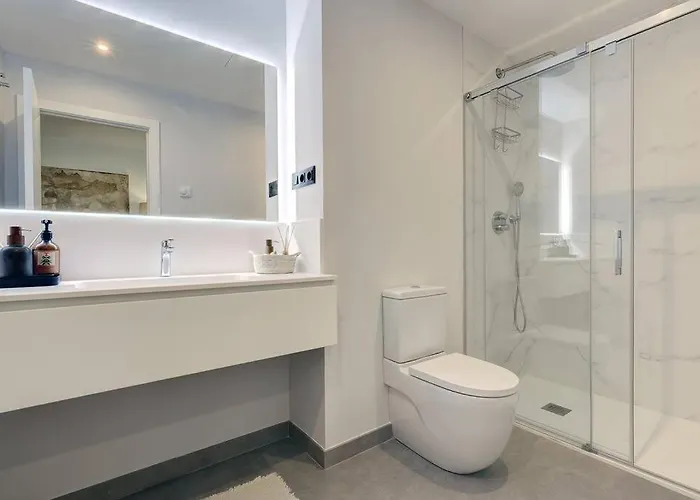 Апартаменты Ground Floor, 2 Bedroom @ Hills